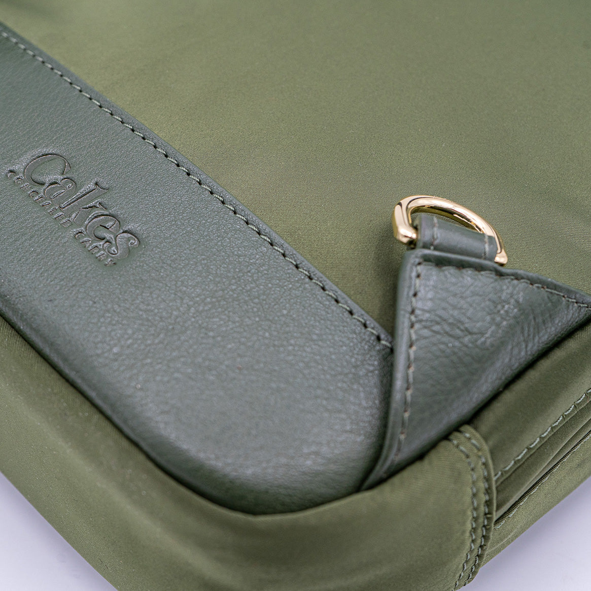 Millie Athletic Compact-M