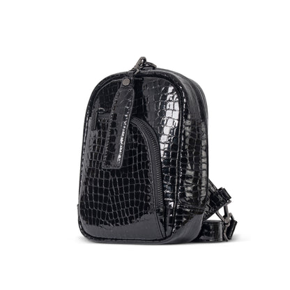 Black Dragonfruit Madeline Compact