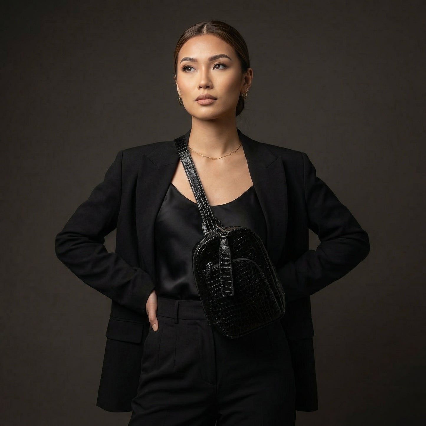 Black Dragonfruit Madeline Compact