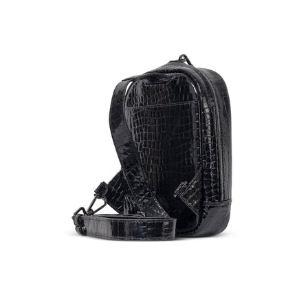 Black Dragonfruit Madeline Compact