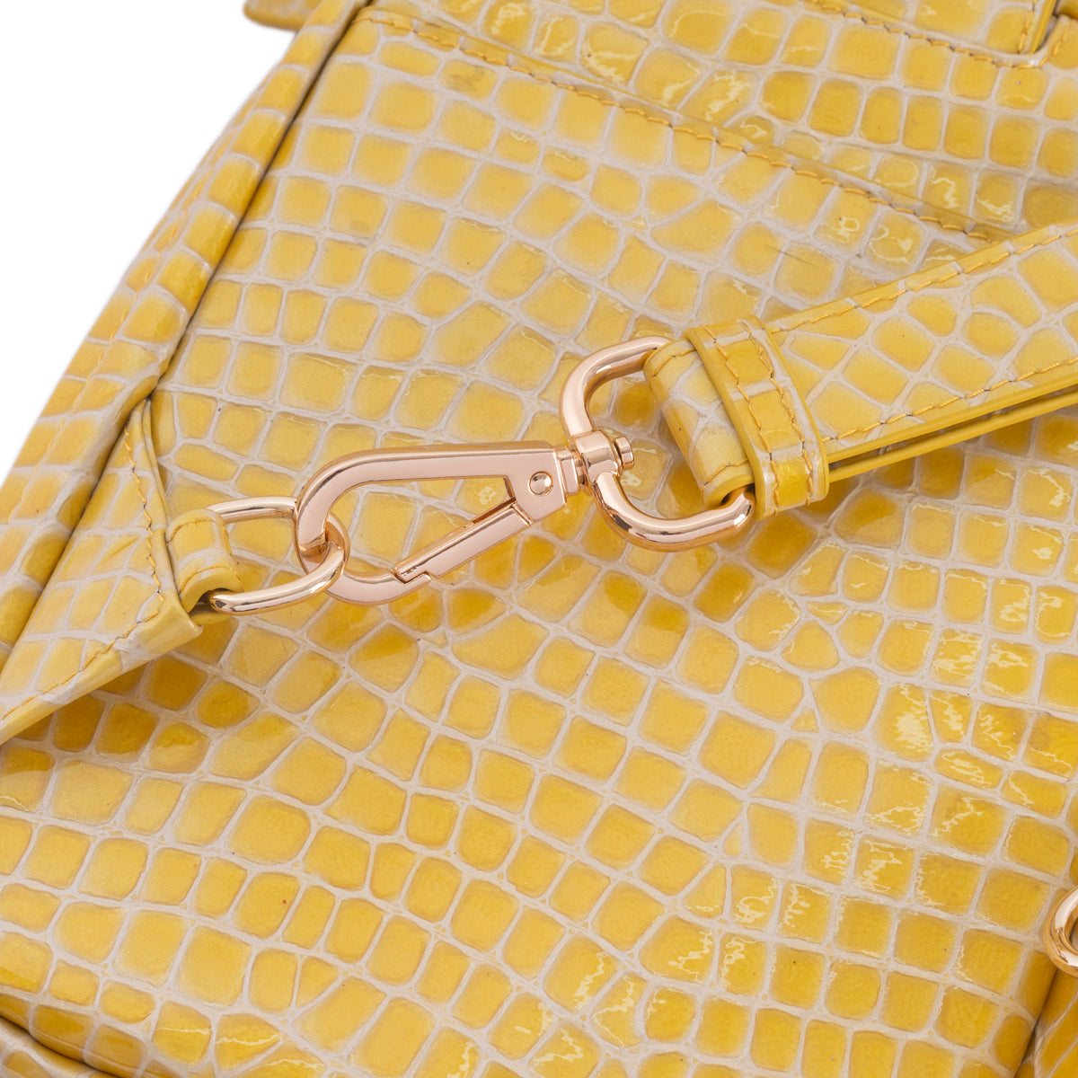 Champagne Meringue Chiffon Compact w/ Wallet