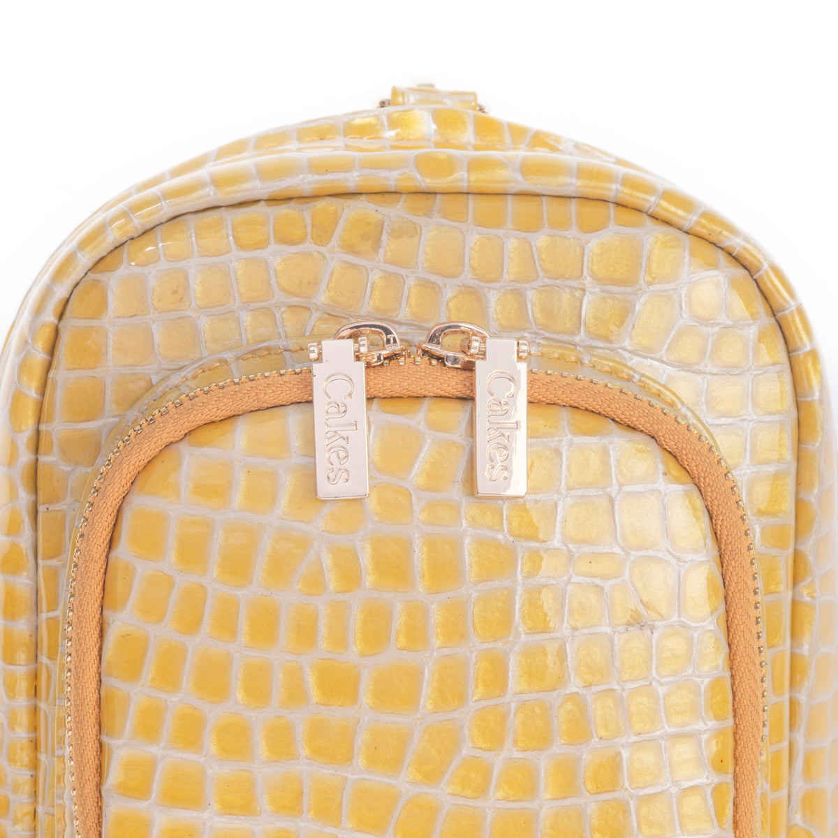 Champagne Meringue Chiffon Compact w/ Wallet