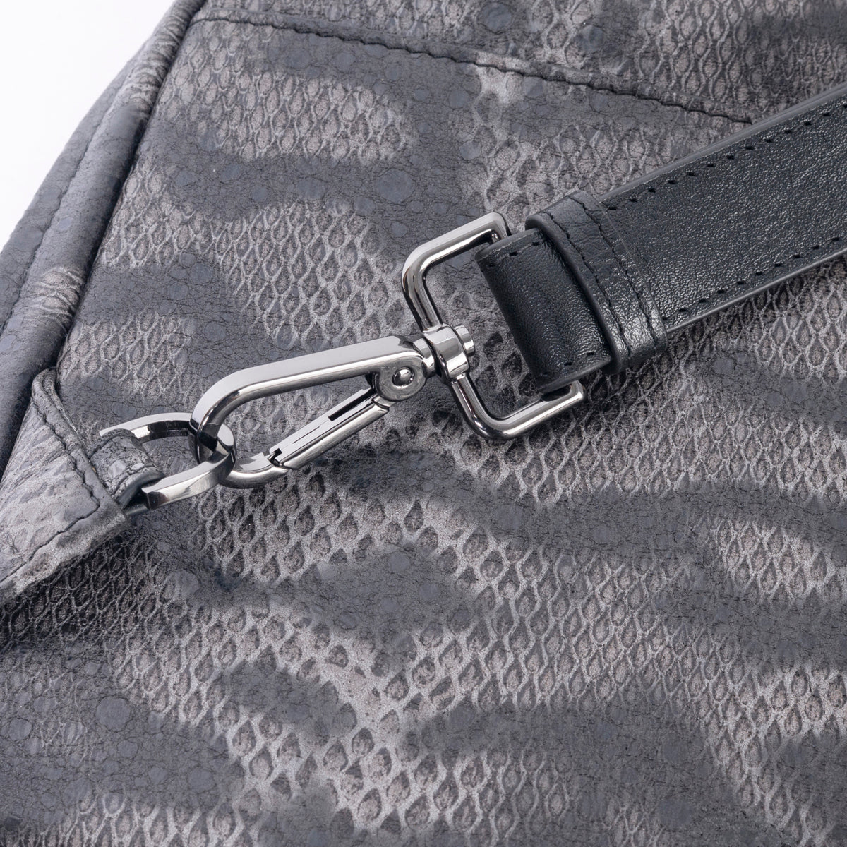 Molten Crinkle Camo Madeline Compact w/ Wallet